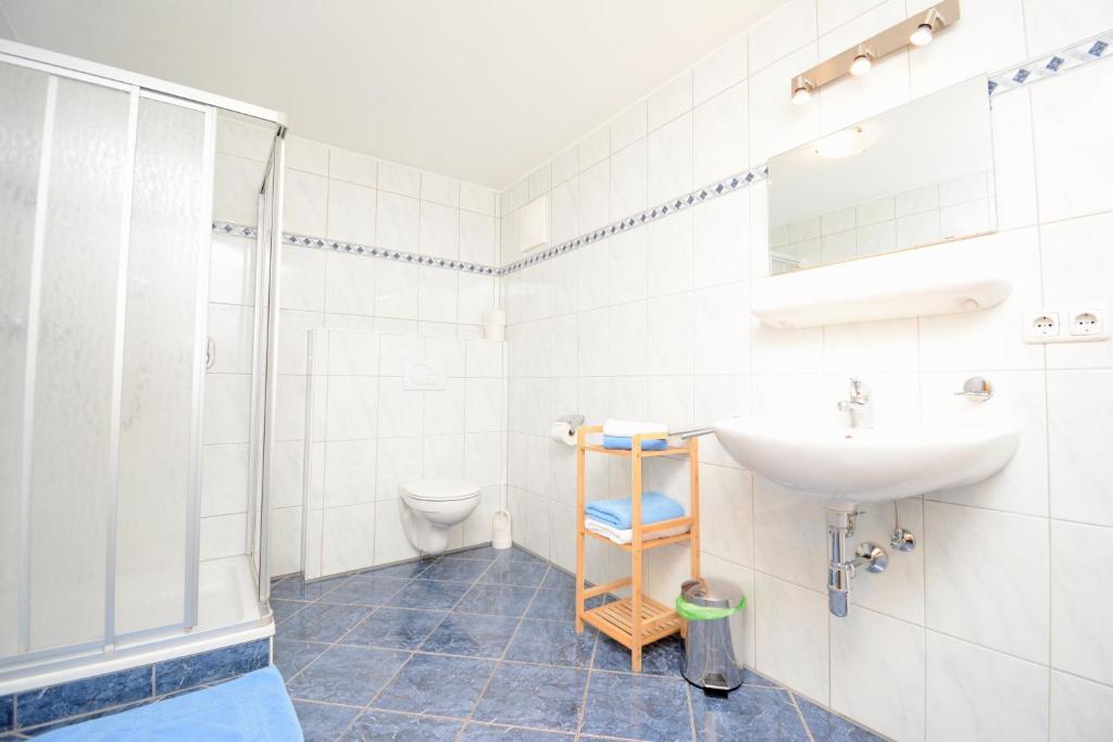 Kúpeľňa v ubytovaní Appartement Oberschernthann