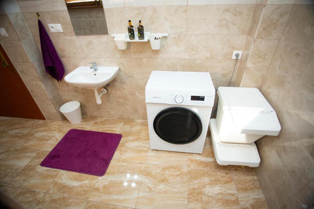 Koupelna v ubytování AG Apartment Gabčíkovo