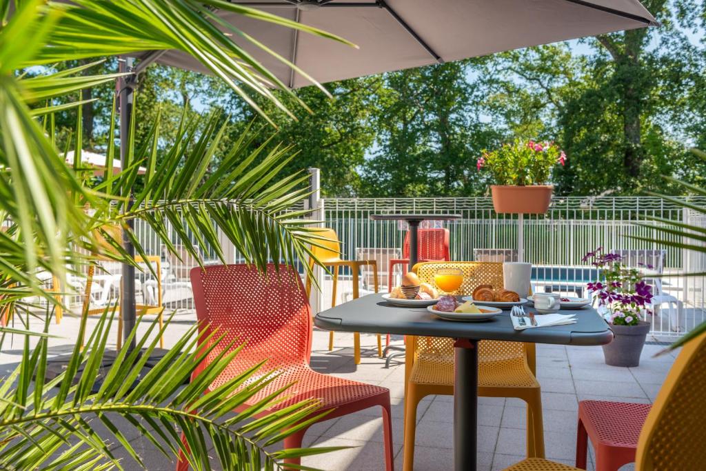 Comfort Aparthotel Nantes La Beaujoire - Resim 41