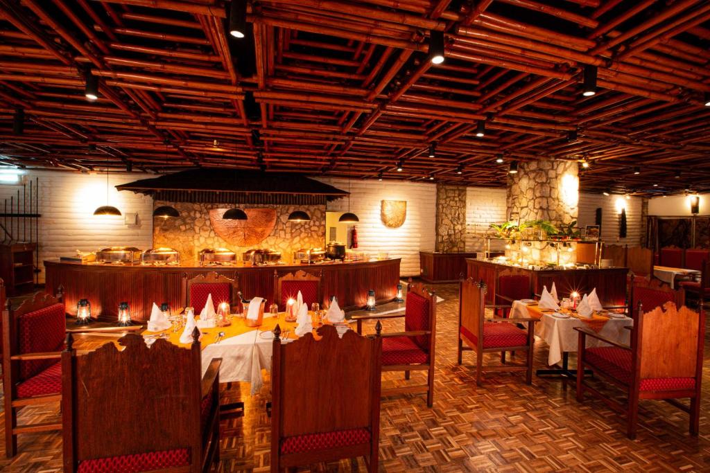 Restaurace v ubytování Taita Hills Safari Resort & Spa