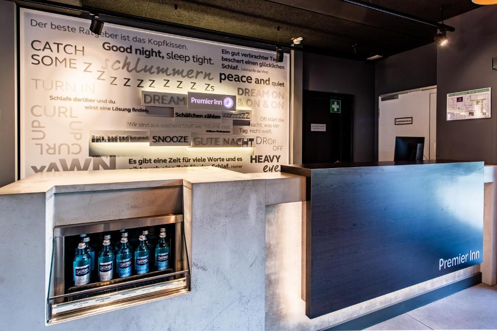 Premier Inn Heidelberg City Bahnstadt - Resim 11