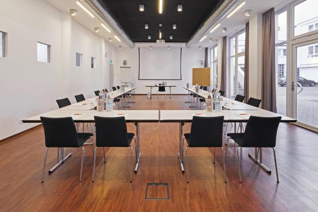 Townhouse Düsseldorf - Resim 16