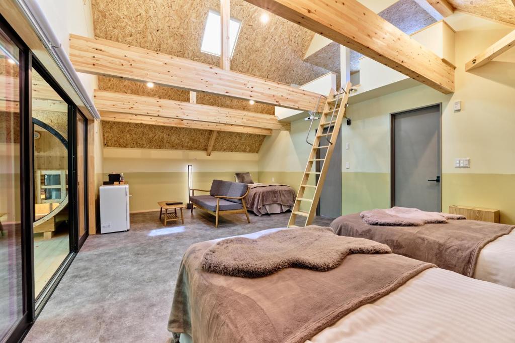 Posezení v ubytování enico MtFuji Resort&Glamping