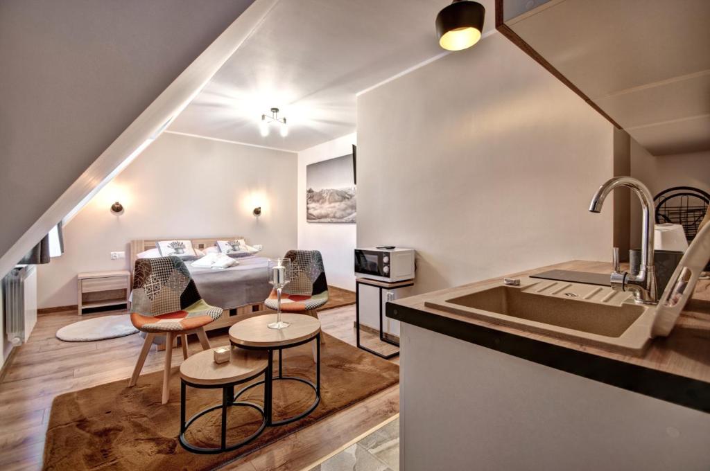 Willa Karpinskich - 16