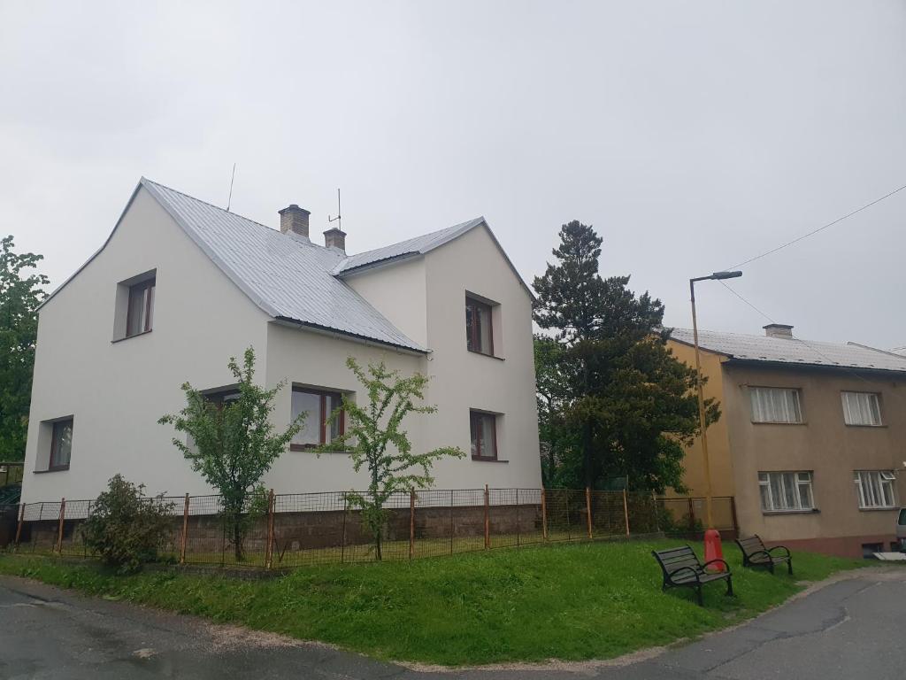 Budova, kde se prázdninový dům nachází