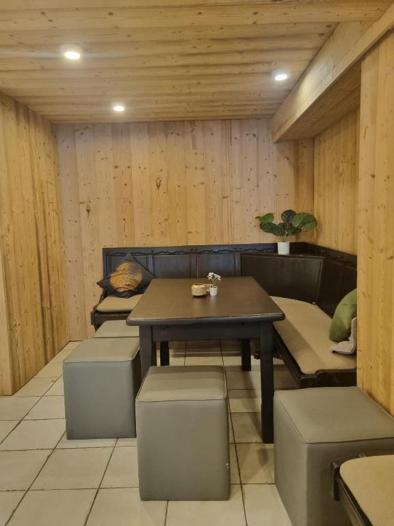 Posezení v ubytování Hotel Le Cairn