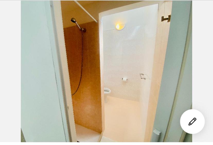 Ein Badezimmer in der Unterkunft Minimal room