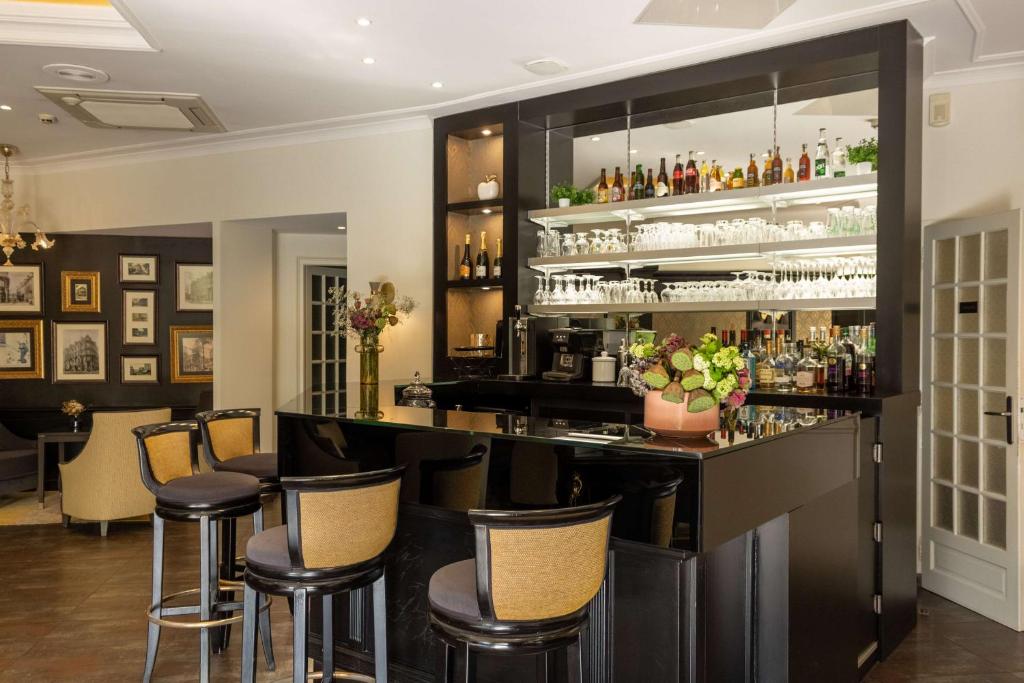 Lounge nebo bar v ubytování Best Western Plus Le Moderne