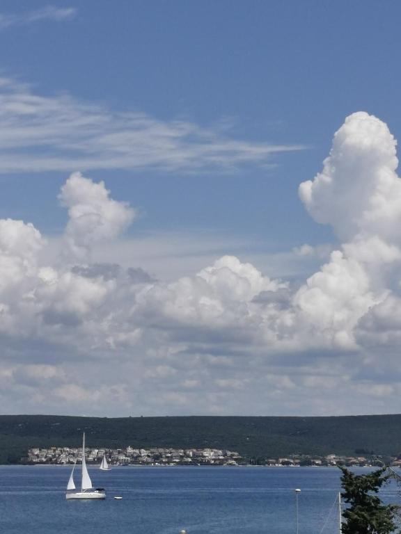 Fotografia z galérie ubytovania Sea view house Runjini dvori v destinácii Dobropoljana
