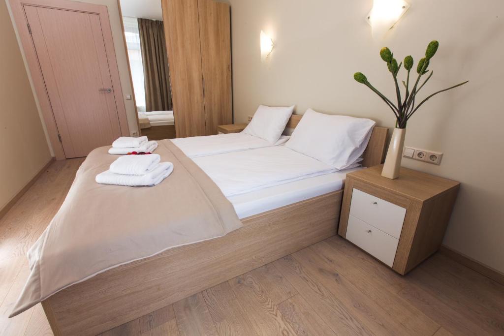 Katrin Apartments - Appartement Met Twee Slaapkamers Met Terras
