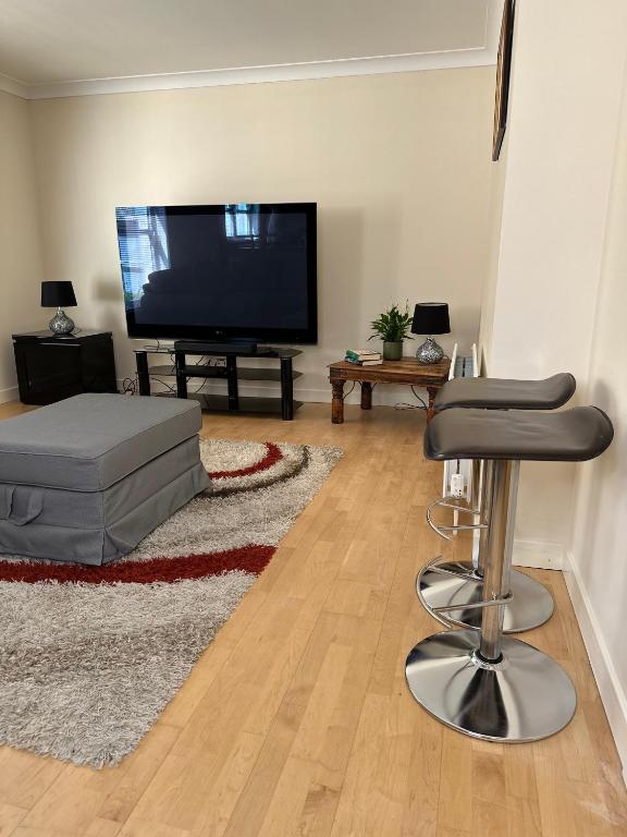 2 bed city centre executive apartment, Aberdeen Updated 2024 Prices