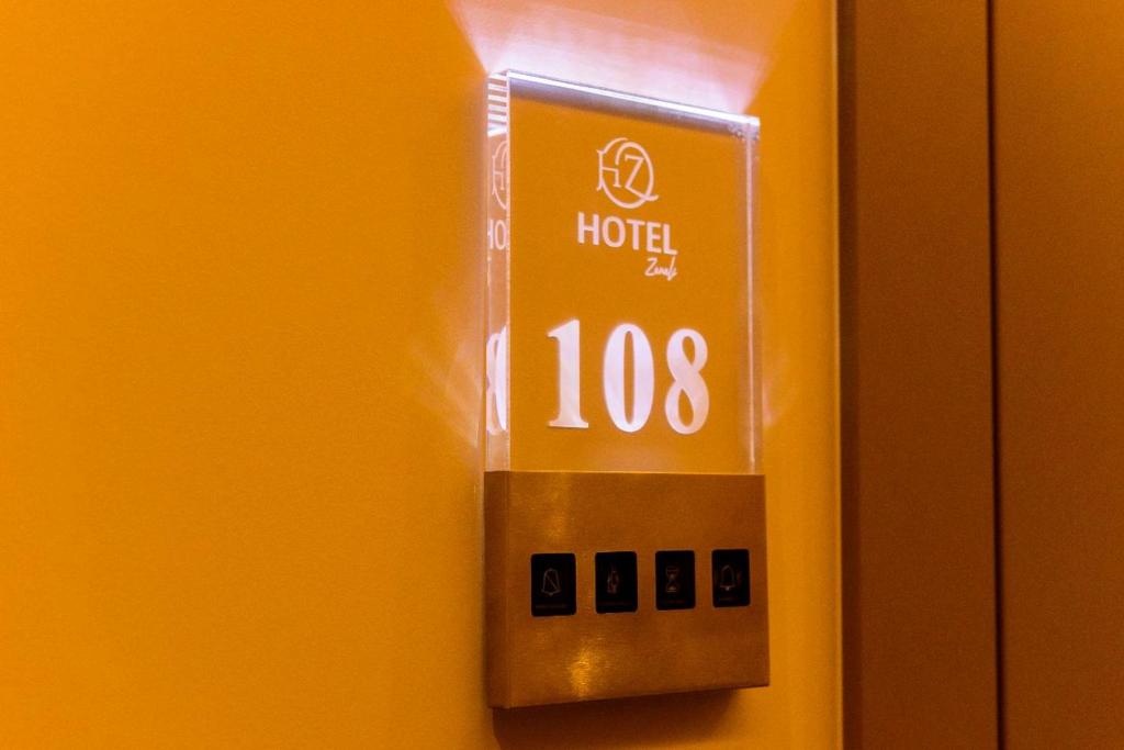 Certifikát, hodnocení, plakát nebo jiný dokument vystavený v ubytování Hotel Zeneli Vlore
