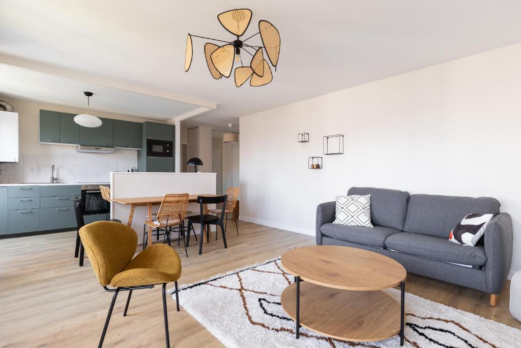 DIFY Republique - Villeurbanne, Villeurbanne (aktualisierte Preise für