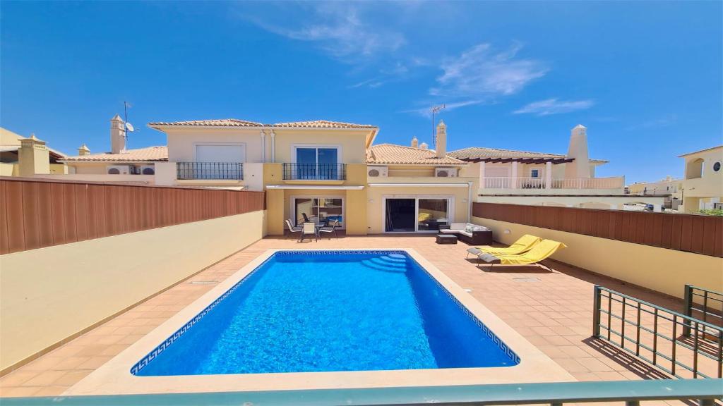 Villa Nuki- CleverDetails, quiet location, sleeps 8, private pool