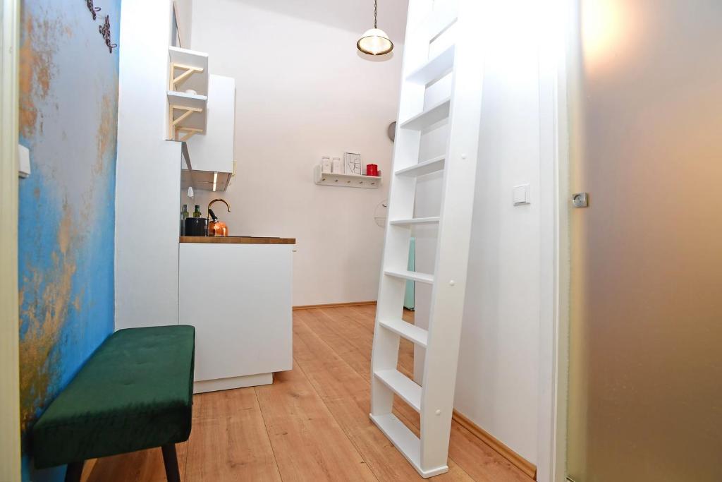 Lovely little cosy Apt in Prague - 5