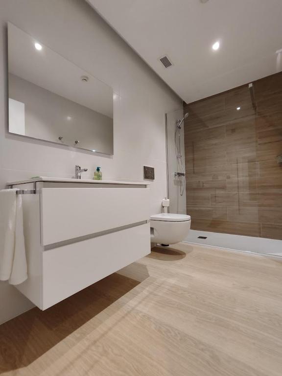 Kúpeľňa v ubytovaní Apartamentos Pillotegi parking gratuito