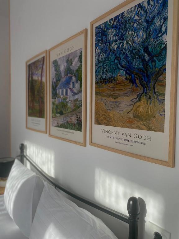 Ένα ή περισσότερα κρεβάτια σε δωμάτιο στο Mood Hotel Kazbegi