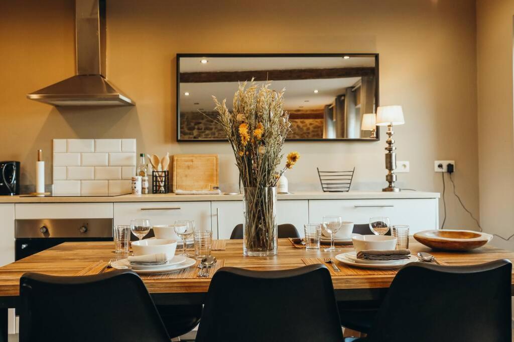 Kuchyň nebo kuchyňský kout v ubytování Le Franchimontois Appartement 6p - Theux