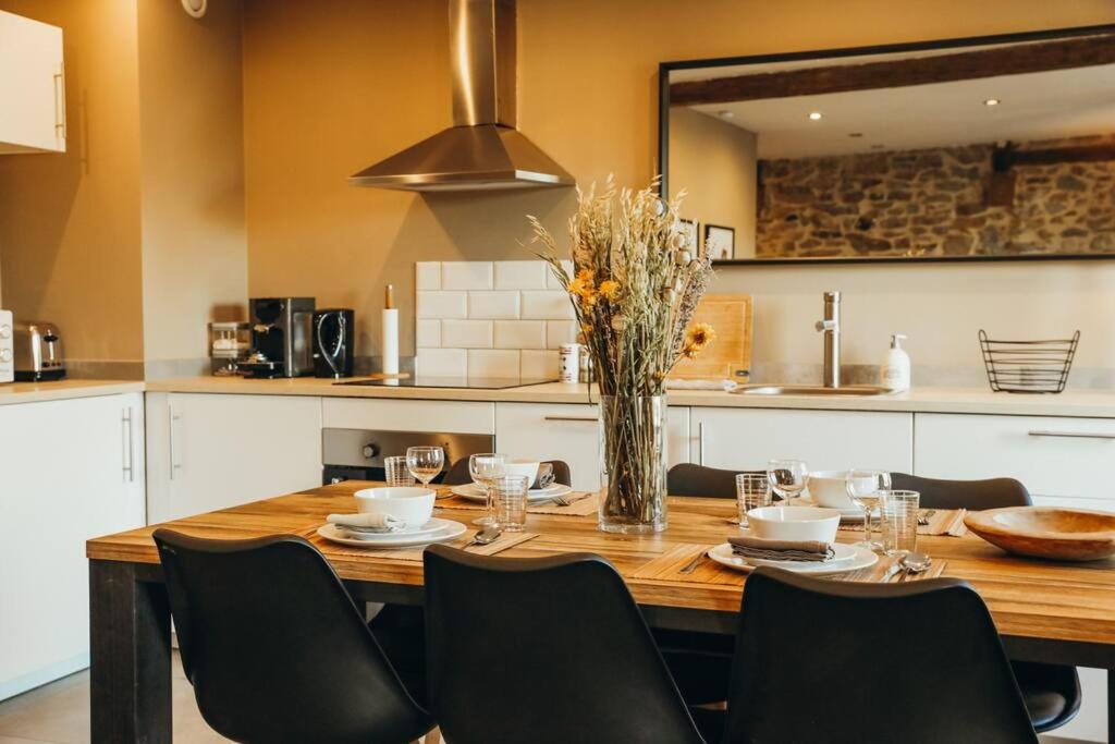 Kuchyň nebo kuchyňský kout v ubytování Le Franchimontois Appartement 6p - Theux