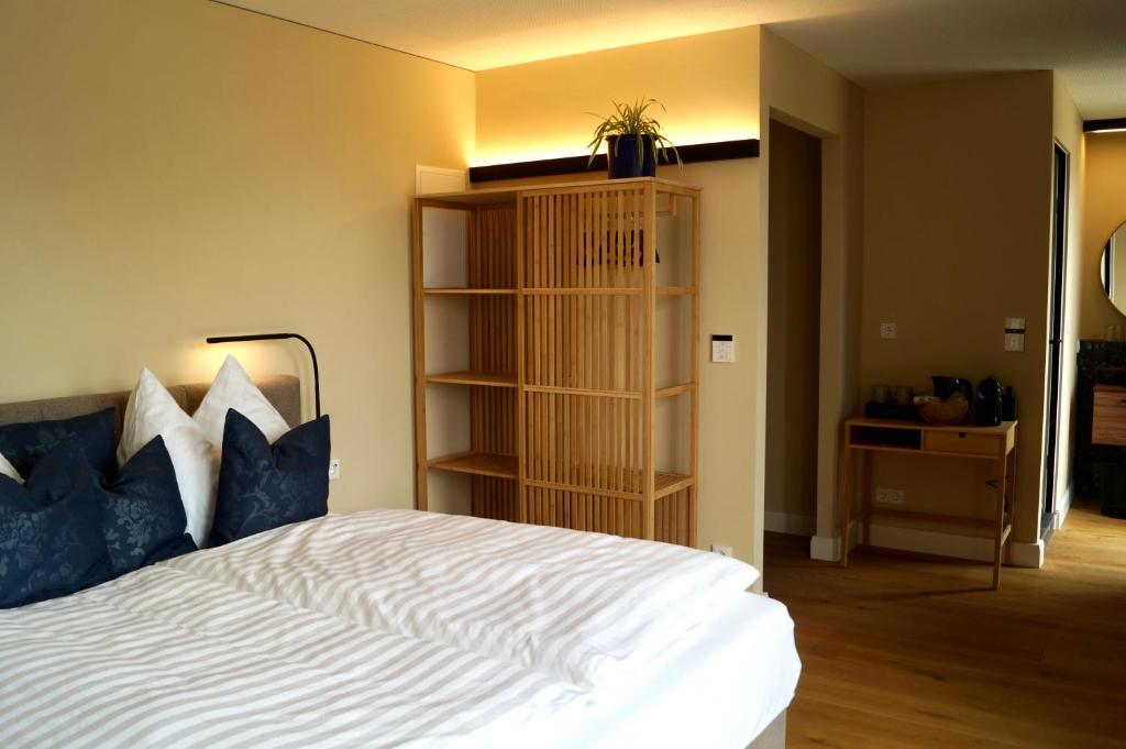 Postel nebo postele na pokoji v ubytování Zimmer am Platz