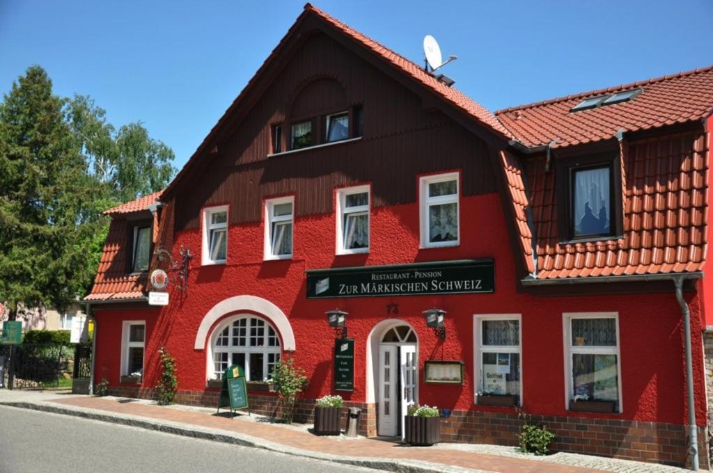 Budova, kde se hotel nachází