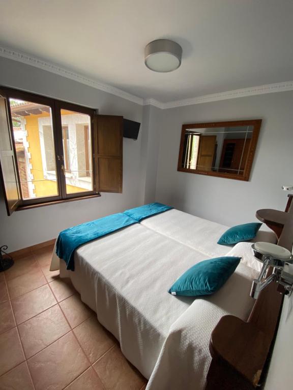 Hotel rural Monasterio de Ara Mada - Luxe Tweepersoonskamer Met Douche