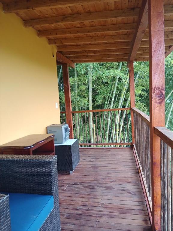 Balkón nebo terasa v ubytování Glamping IKIGAI