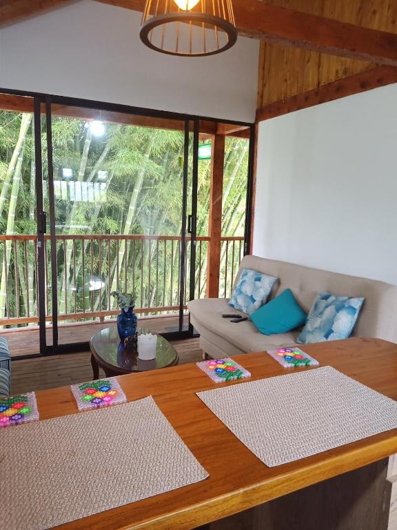 Balkón nebo terasa v ubytování Glamping IKIGAI