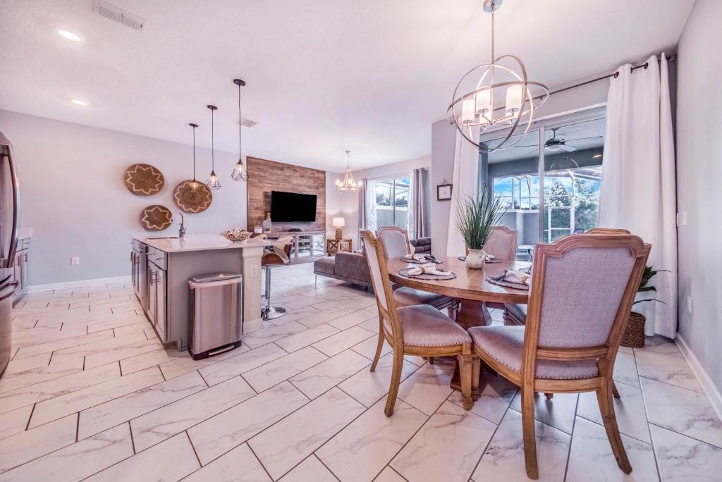 Cabot Living Champions Gate, Kissimmee (updated prices 2024)