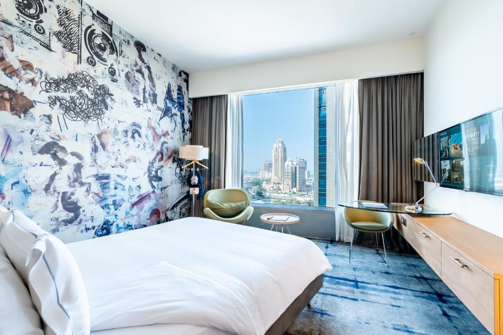 
Classic Room with Palm View and Club Lounge Access
