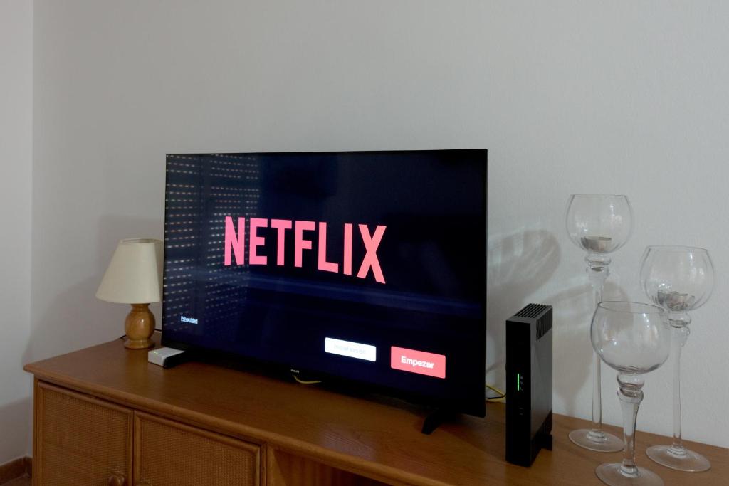 TV a/nebo společenská místnost v ubytování Apartamento Sibarys Ladera del mar