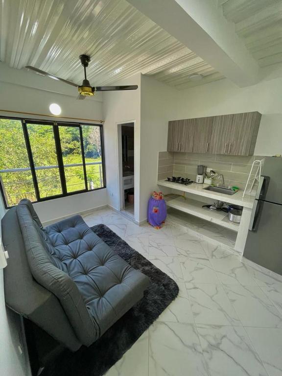 Kuchyň nebo kuchyňský kout v ubytování APARTAMENTO vista VERDE DORADAL