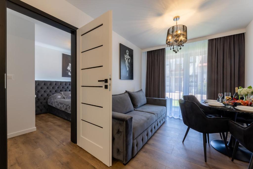 Sunrise Apartaments Luxury - 17