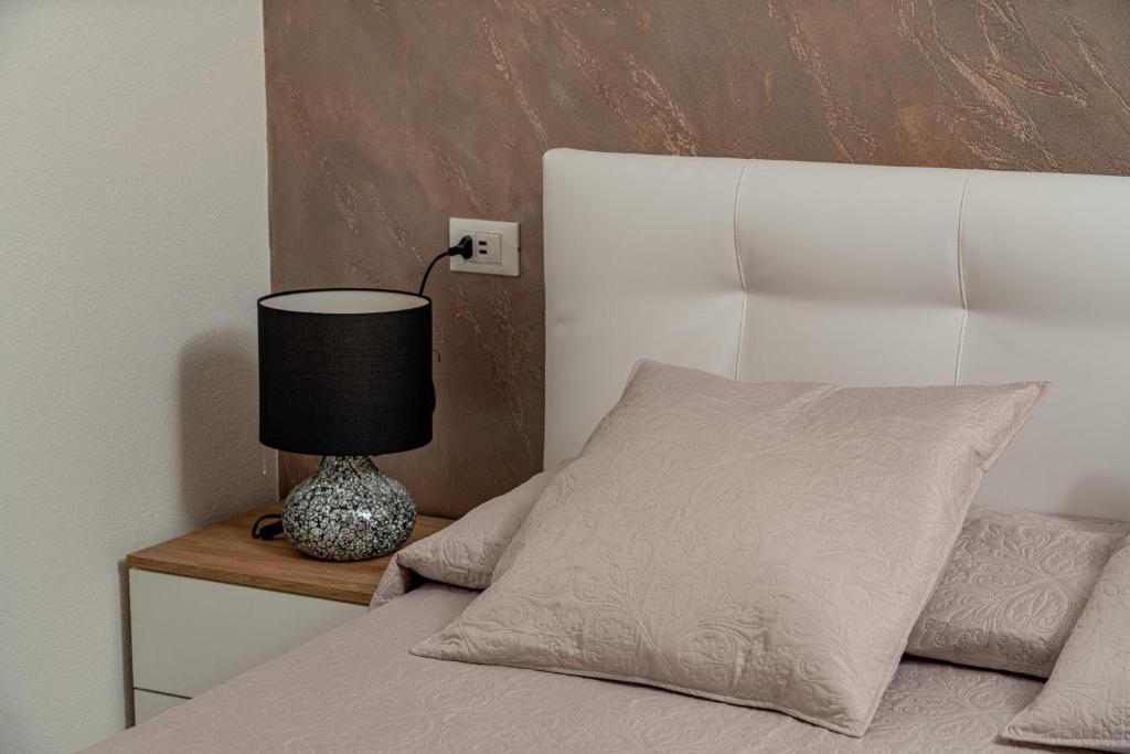 Rooms Tavolara - 皇后区阳台