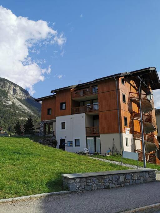 Nespecifikovaný výhled na hory nebo výhled na hory při pohledu z apartmánu