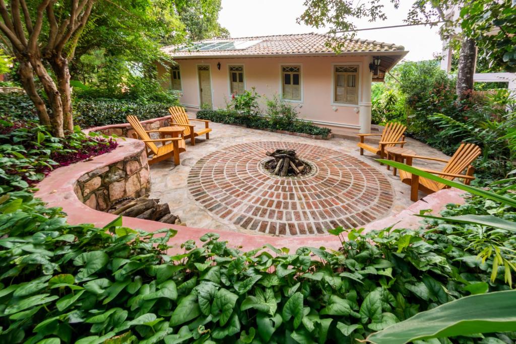 Pousada Vila Serrano - Suite With Balcony