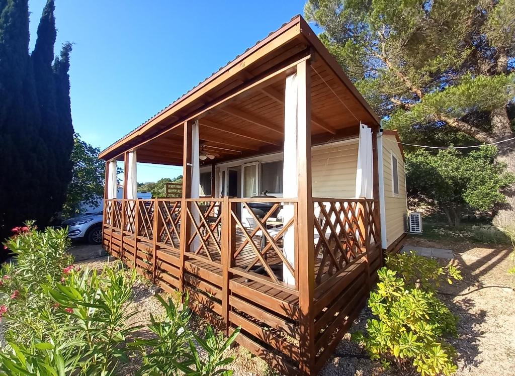 Zahrada ubytování Mobile Homes Seashell Jezera