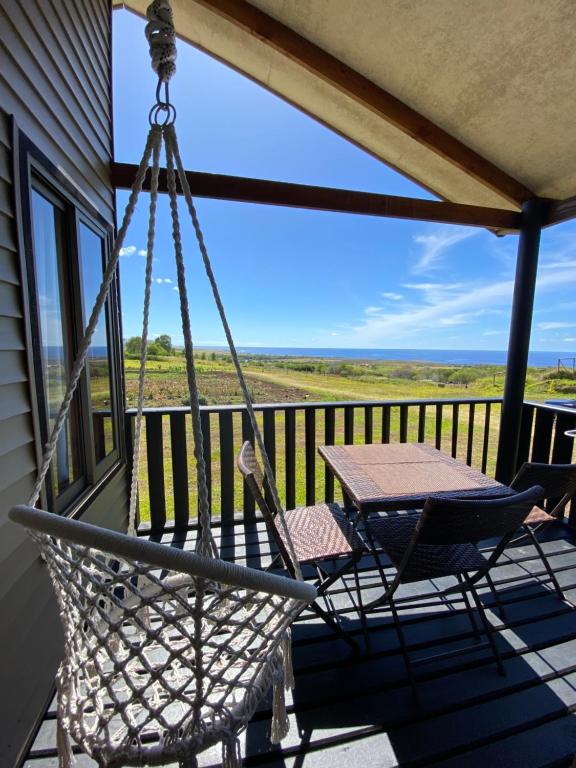 Balkón nebo terasa v ubytování Maunga Roa Eco Lodge