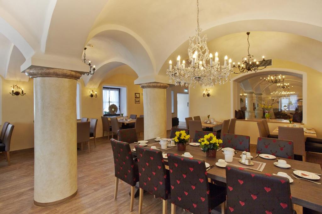 Restaurace v ubytování Hotel Sauerlacher Post