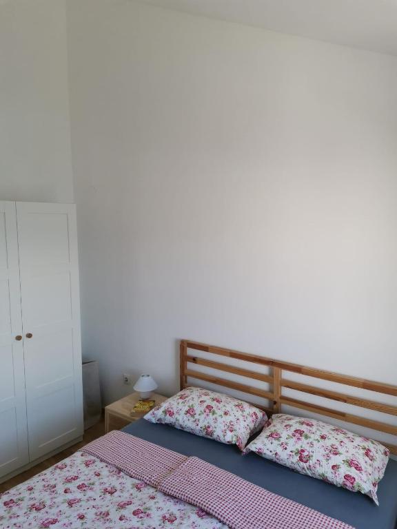 Postel nebo postele na pokoji v ubytování Apartment Bistrica Sunce