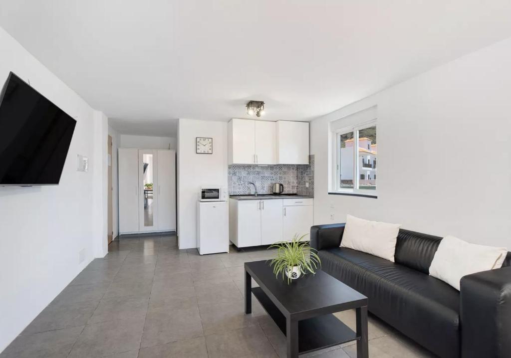 Kuchyň nebo kuchyňský kout v ubytování Yinfa 1 Sunset Apartment