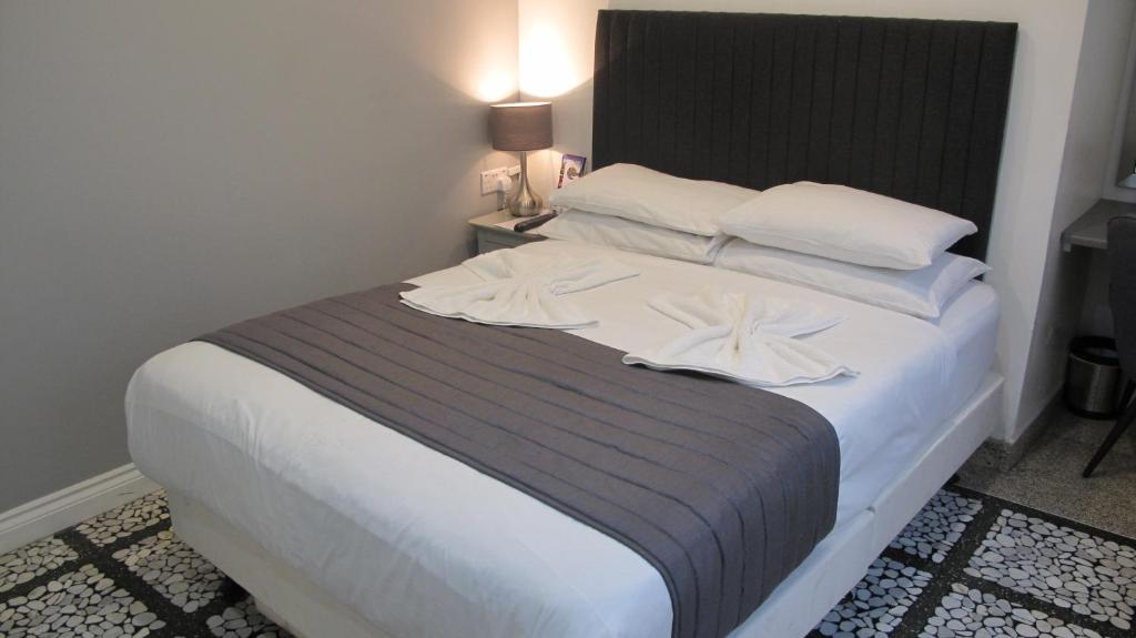 Alhambra Hotel - Resim 18