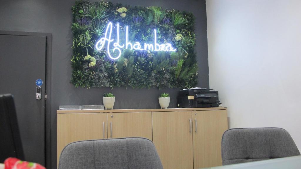 Alhambra Hotel - Resim 8