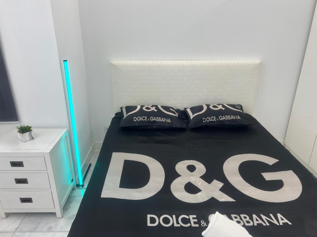 Postel nebo postele na pokoji v ubytování DeLuxe House Valencia