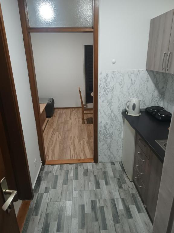 Kuchyň nebo kuchyňský kout v ubytování stan na dan IM