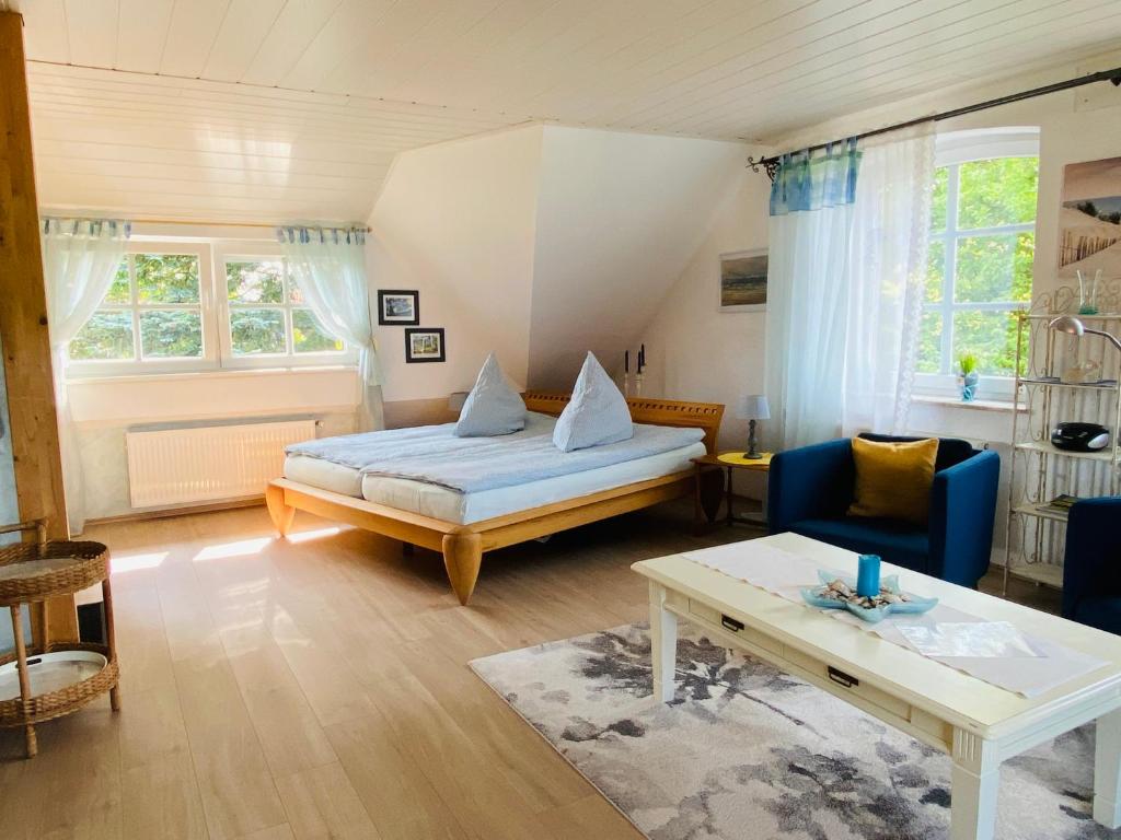 Apartment an der Küste im Luftkurort Hage - Housity