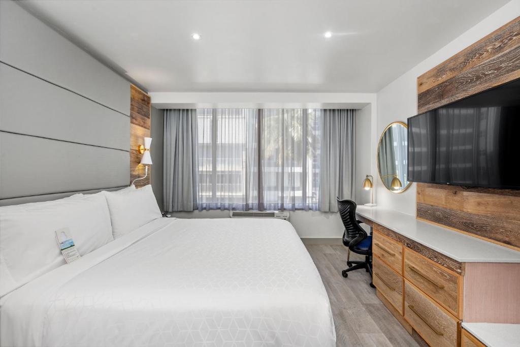 Postel nebo postele na pokoji v ubytování Holiday Inn Express San Juan Condado by IHG