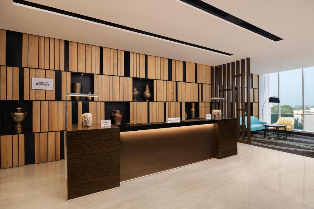 Posezení v ubytování Fairfield by Marriott Agra
