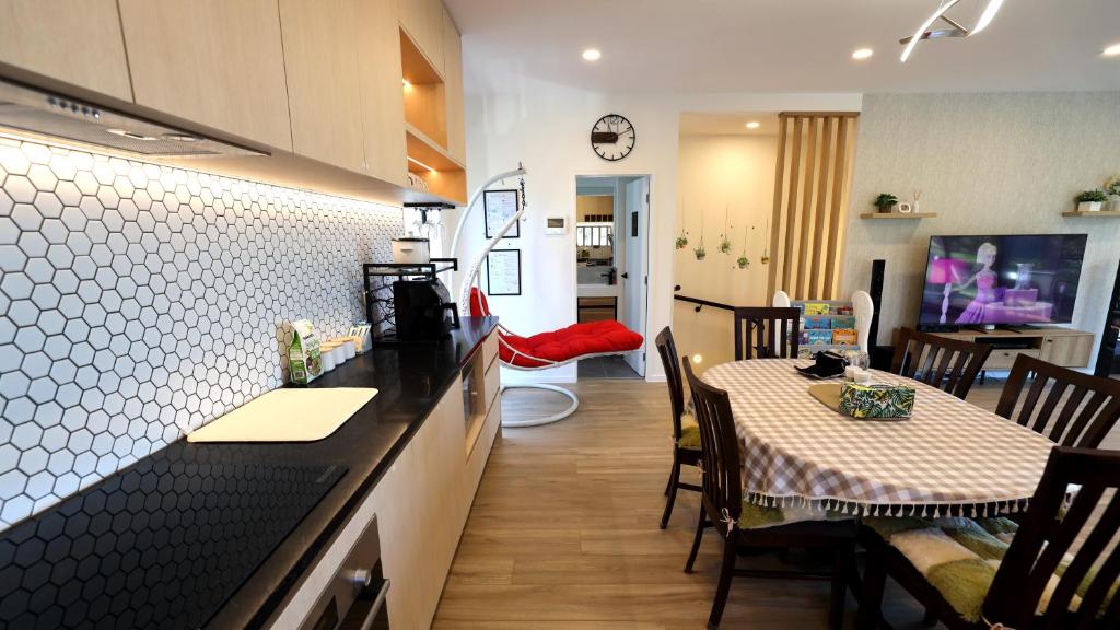 Luxury Brand New Designer Living - Resim 9