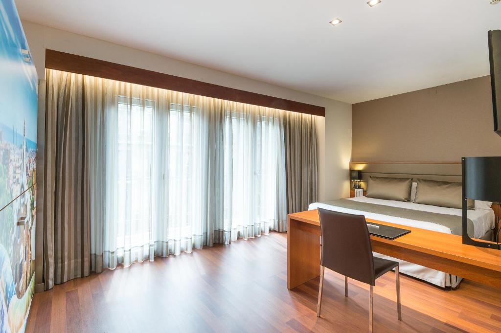 Catalonia Diagonal Centro - Resim 39